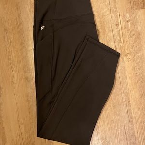 Fabletics Oasis High-Waisted 7/8 Legging